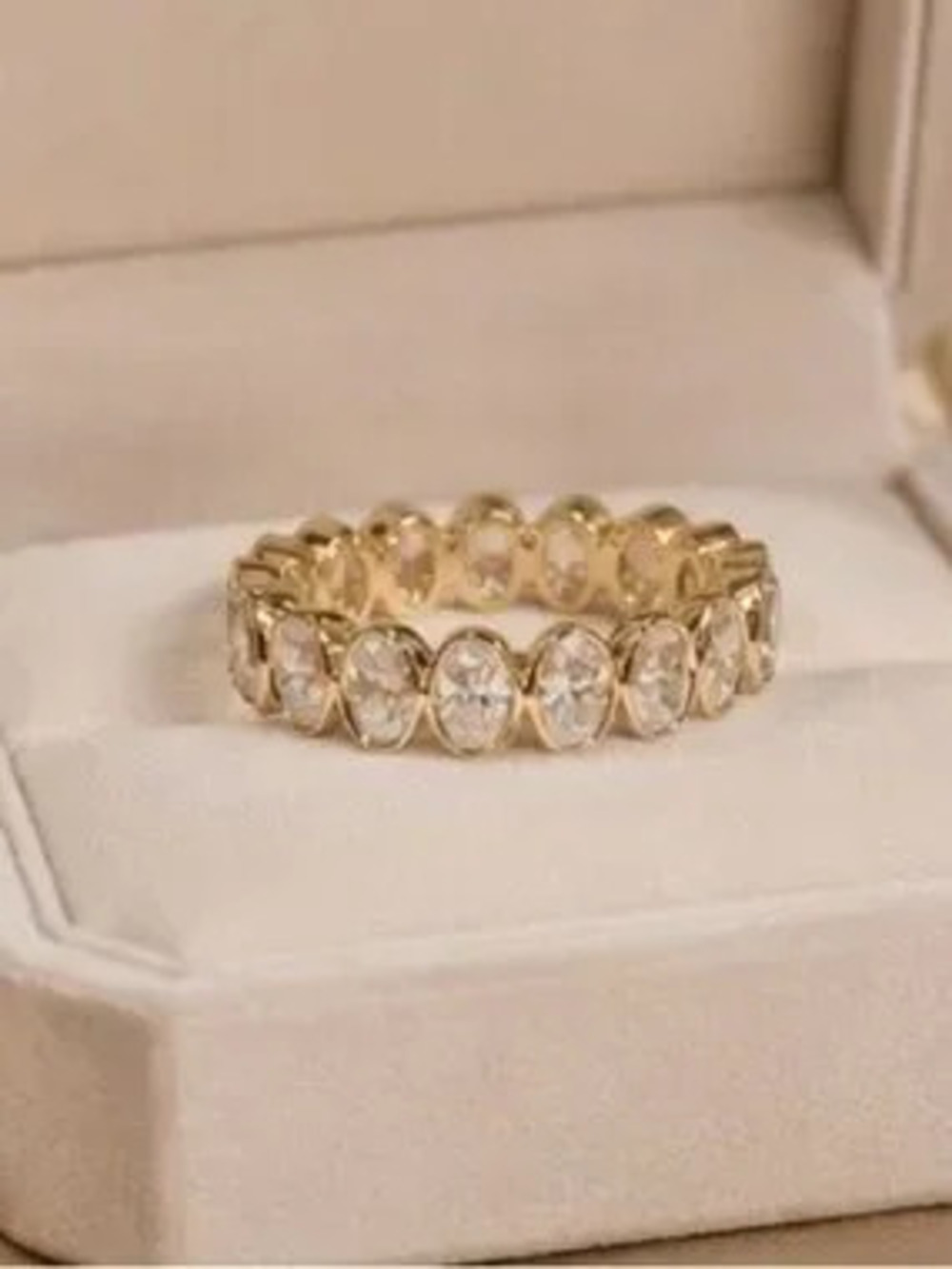 Luxury Gold Oval Eternity Band Ring